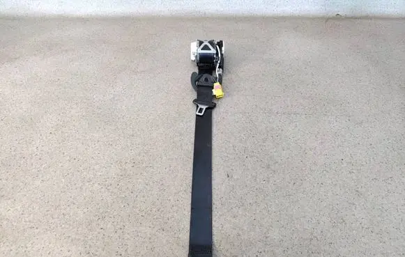 Volkswagen PASSAT CC Front seatbelt 3C1857705NAOP1312 3C1857705N