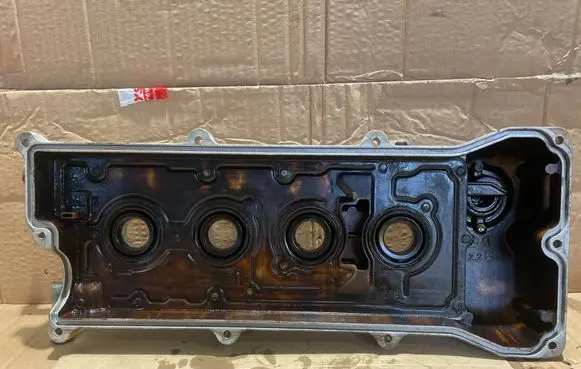 Nissan Micra Rocker cam cover 