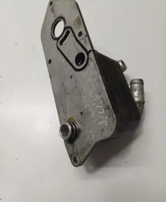 Engine oil radiator