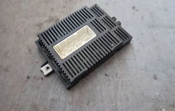 BMW 5 E60 E61 Light module LCM 6943287