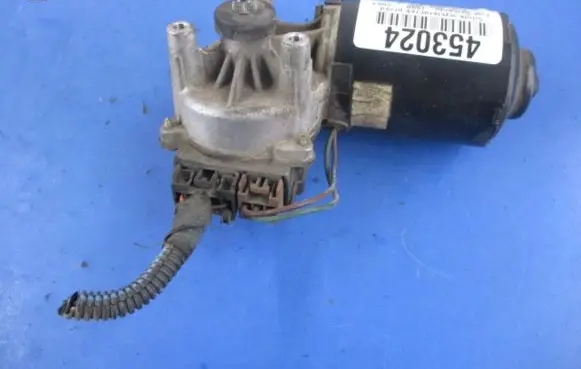 Fiat Seicento/600 Front wiper linkage and motor