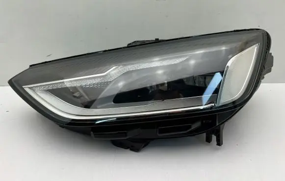 Audi A4 S4 B9 8W Headlight/headlamp 8W0841011