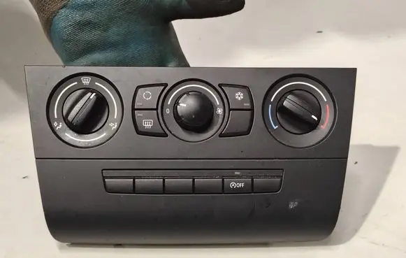 BMW 1 E81 E87 Climate control unit 64119162986-01