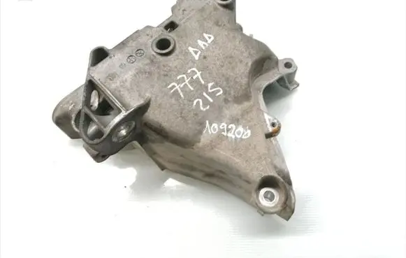 Skoda Octavia Mk3 (5E) Engine mounting bracket 05E199275