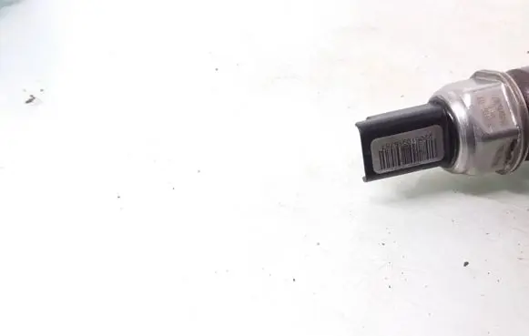 Fuel pressure sensor