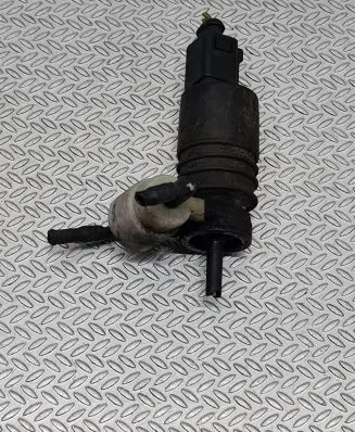 Skoda Fabia Mk1 (6Y) Windscreen/windshield washer pump 1J0973722 1899