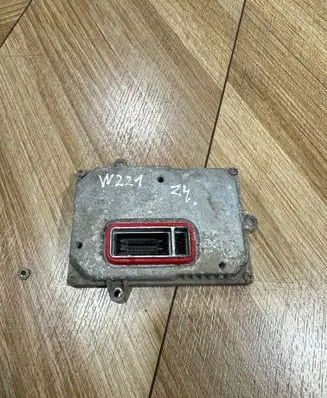 Mercedes-Benz S W221 Xenon control unit/module A2168203126 A2168200085 1307329118