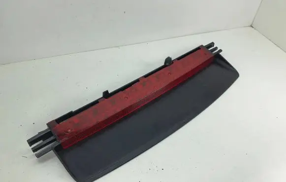 Audi A6 S6 C6 4F Third/center stoplight 4F5945097