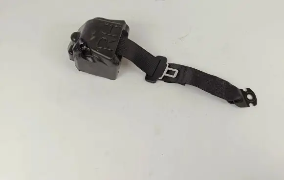 Maserati Levante Rear seatbelt 634166800A 000000900H 180716