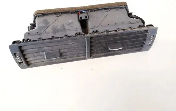 Audi A4 S4 B7 8E 8H Dash center air vent grill 8E0820951H