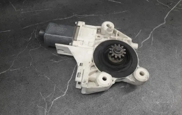 Ford Focus Front door window regulator motor 4M5T-14553