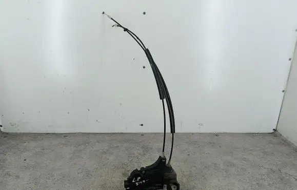 Mitsubishi Colt Front door lock 