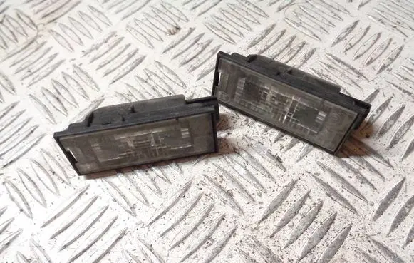 Renault Twingo III Number plate light