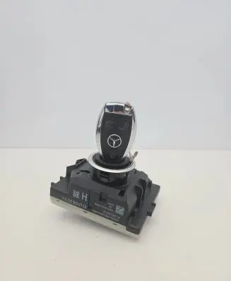 Mercedes-Benz C W205 Ignition lock A2059006713