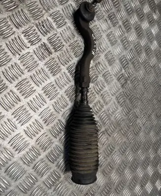 Mitsubishi L200 Steering tie rod 