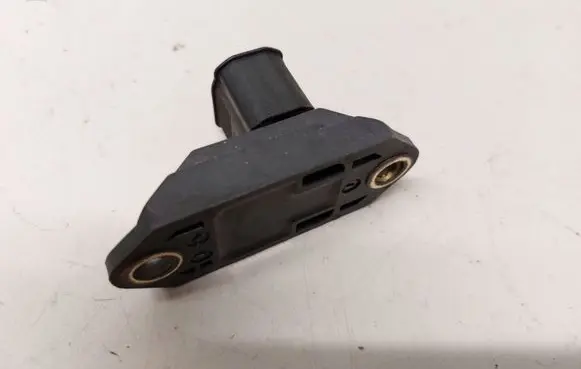 Volkswagen Scirocco Airbag deployment crash/impact sensor 3C0907651