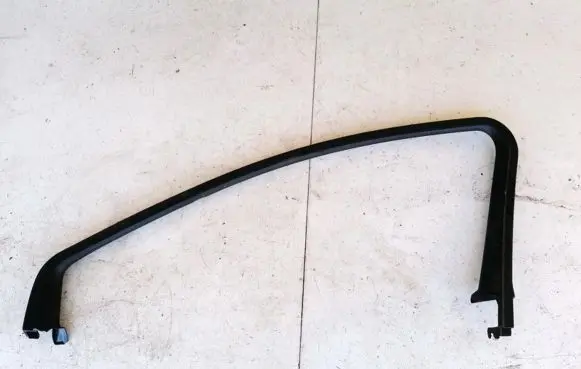 Opel Meriva B Rubber seal front coupe door 13337448 13337448RH