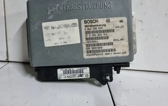 Jaguar XJ X300 Gearbox control unit/module 30304842 0501005761 0260002233