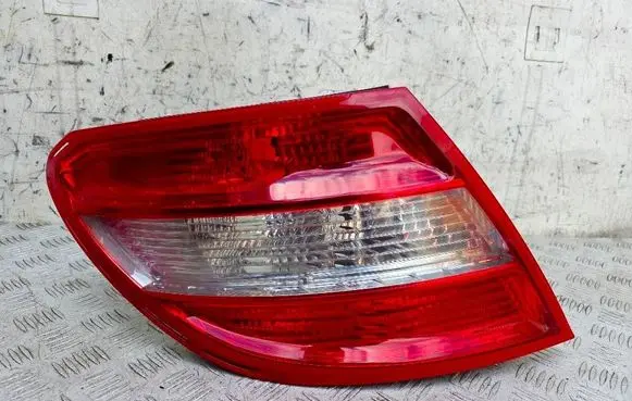 Mercedes-Benz C W204 Rear/tail lights 2048200164