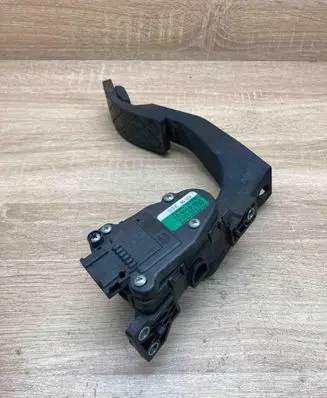 Audi A8 S8 D3 4E Accelerator throttle pedal 4E1723523E 6PV008026