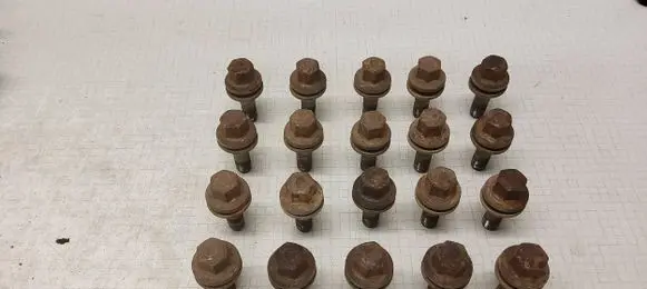 Citroen C5 Nuts/bolts 