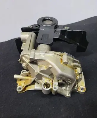 Volvo XC60 Oil pump 32240929 02300275 31430929