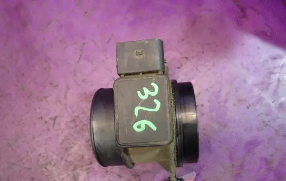 KIA Carens I Mass air flow meter 2816425000