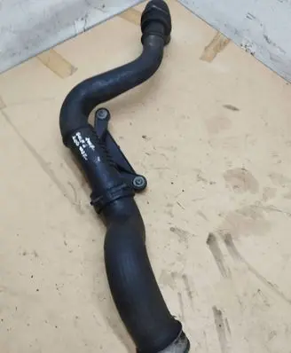 Volkswagen Golf V Intercooler hose/pipe 1K0145762CL