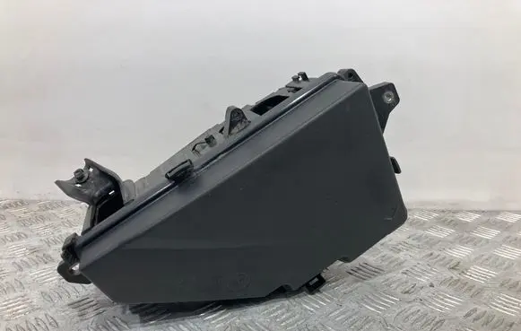 Volvo S90, V90 Fuse box set 31499017