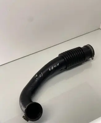 Ford Focus Air intake hose/pipe 3M519A673JF 4M519A673BB