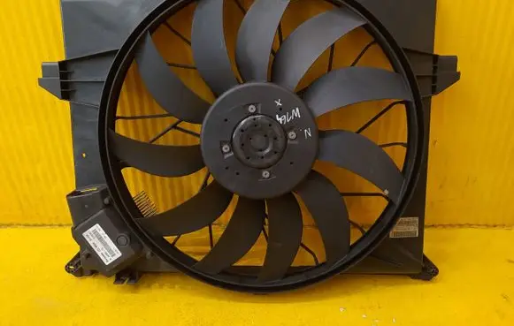 Mercedes-Benz ML W164 Fan set A1645000093