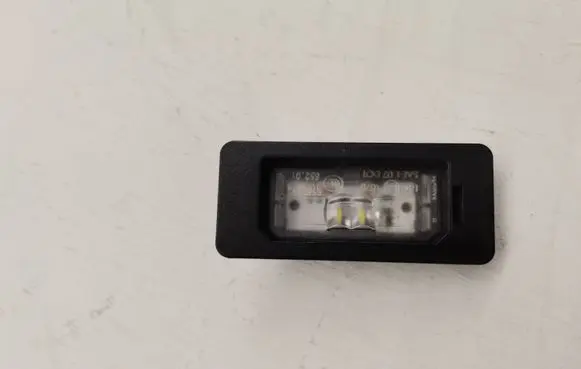 BMW 5 G30 G31 Number plate light 7410302