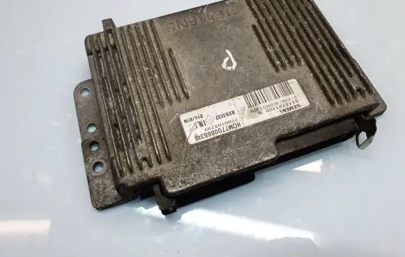 Renault Laguna I Engine control unit/module HOM7700868318 7700103799 S113721102B