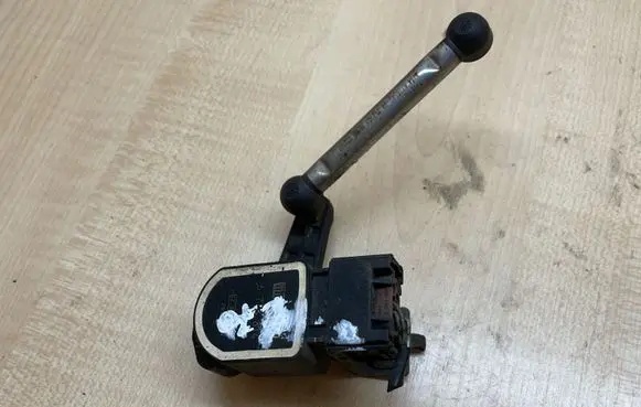 BMW X5 E70 Headlight/headlamp level sensor 6778814