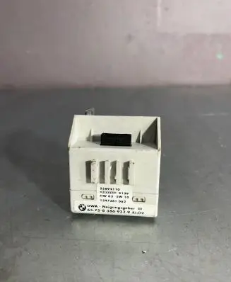 BMW 5 E39 Yaw turn rate sensor 8386932 1247381062 55892110