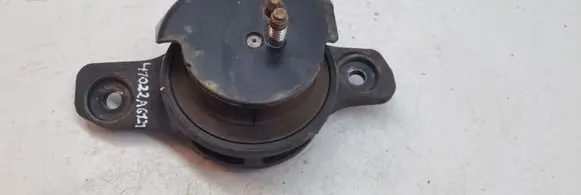 Engine mount bracket