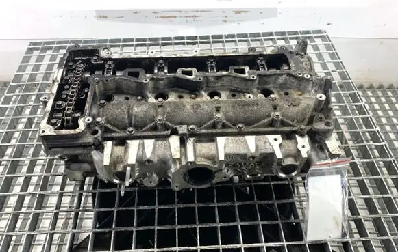 Toyota Proace Engine head 9807255910