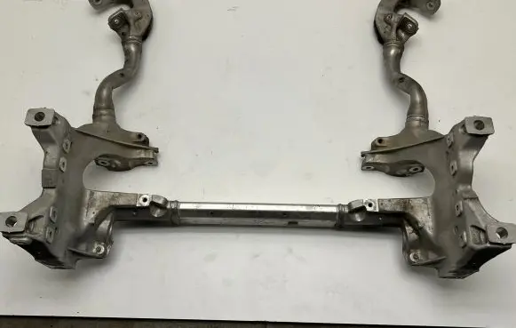 Audi Q7 4M Front subframe 4M0399315R 1821331136