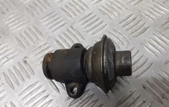 Renault Kangoo I EGR valve 7700873528