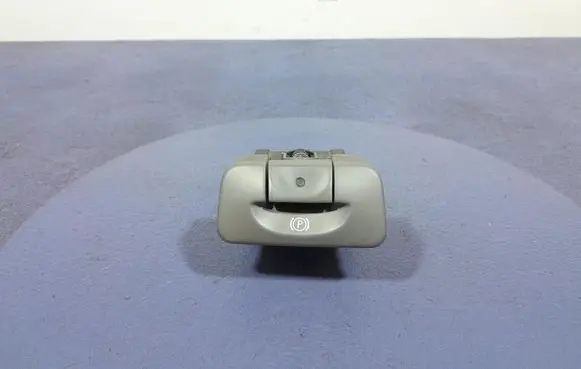 Renault Scenic II - Grand scenic II Hand parking brake switch 8200610146