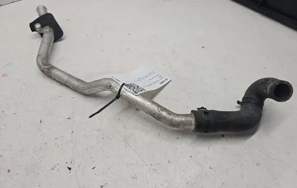 Audi Q7 4L Engine coolant pipe/hose 