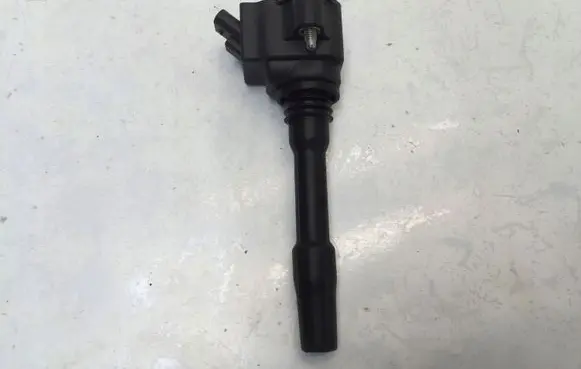 BMW 2 F44 High voltage ignition coil 8643360