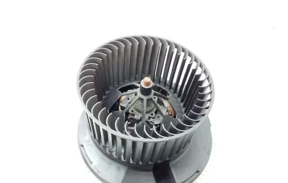 Volkswagen Jetta VI Heater fan/blower 1K2819015C