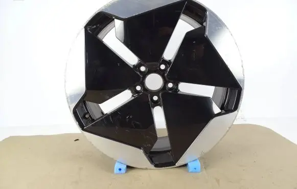 Volkswagen ID.3 Original wheel cap 10A601025B