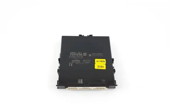 Toyota Prius+ (ZVW40) Keyless (KESSY) go control unit/module 8999047310 2329005532