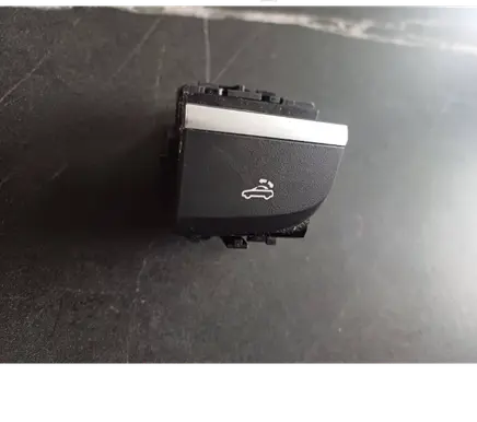 Audi A3 S3 8V Hand parking brake switch 8V7959727J