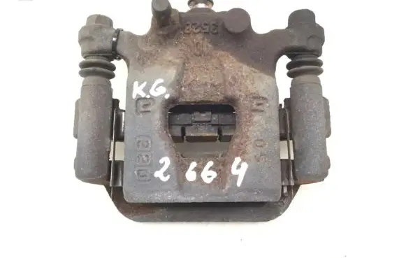 Nissan Juke I F15 Rear brake caliper