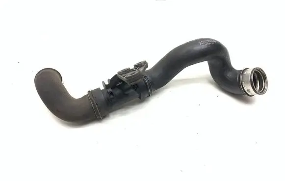 Mercedes-Benz C W203 Intercooler hose/pipe A2035283382