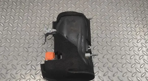 Tesla Model 3 Air conditioning (A/C) compressor (pump)