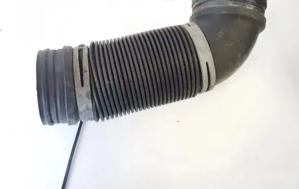 Skoda Octavia Mk2 (1Z) Air intake hose/pipe 1k0129684 446148